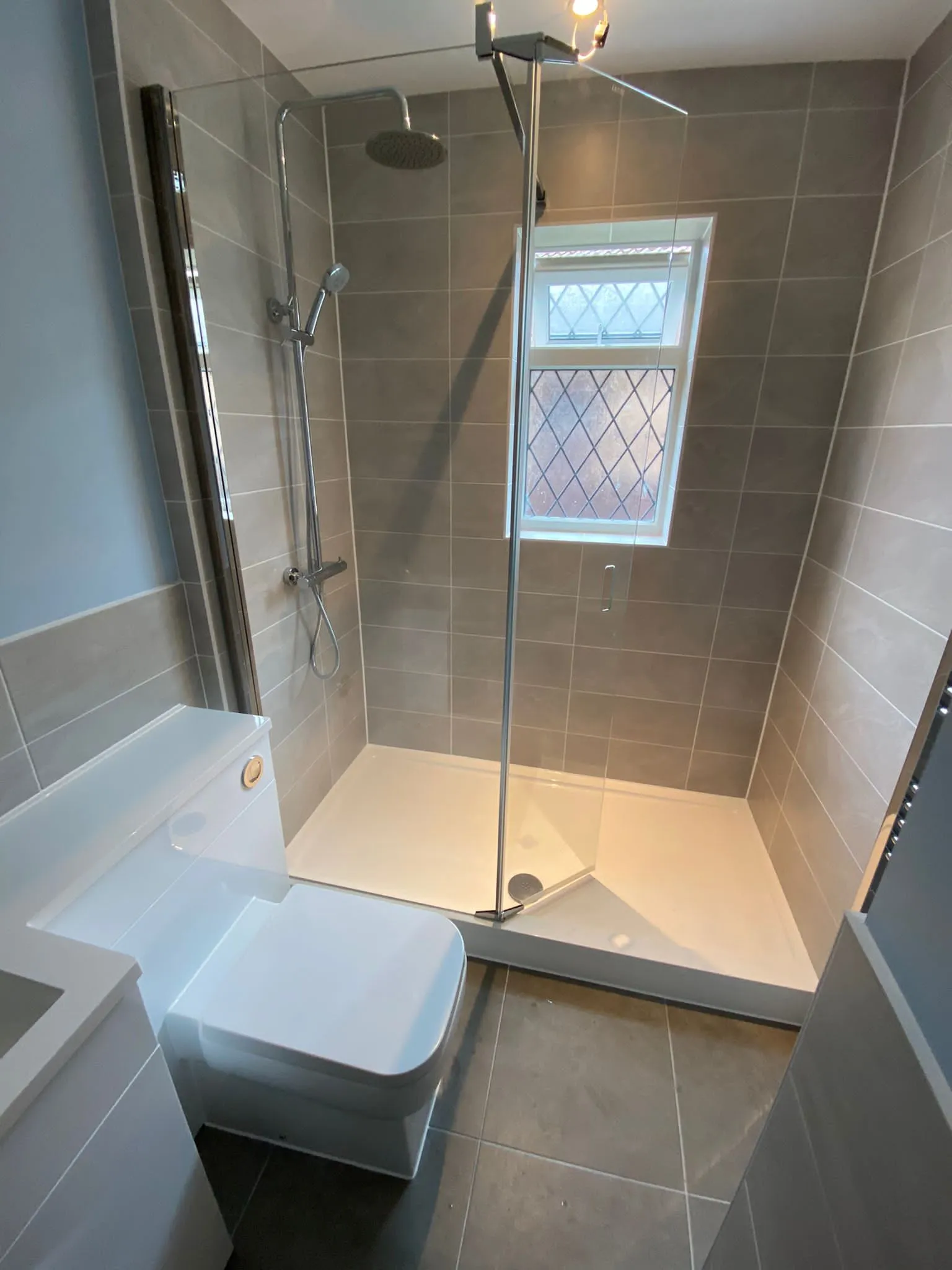 bathroom 4
